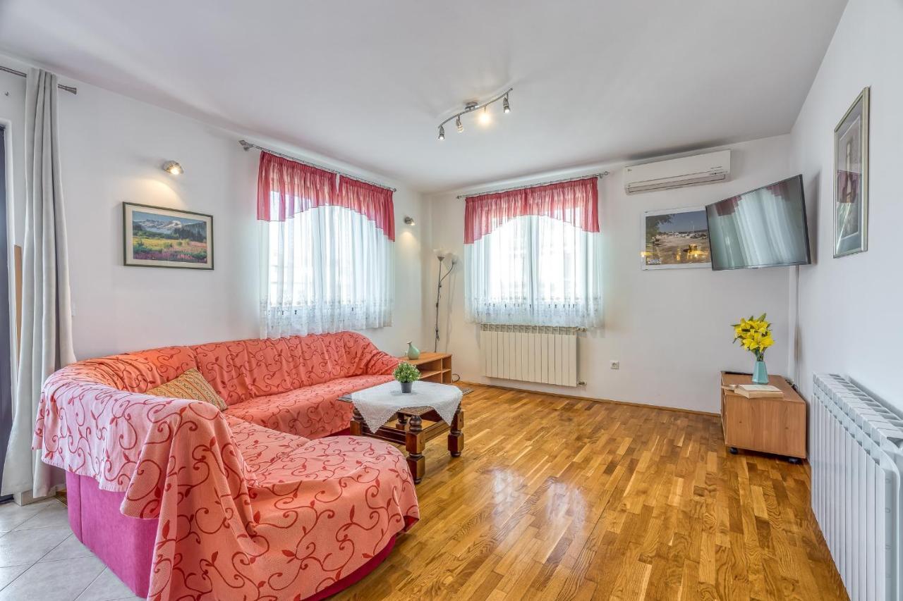 Apartment Complex Silva روفينج المظهر الخارجي الصورة