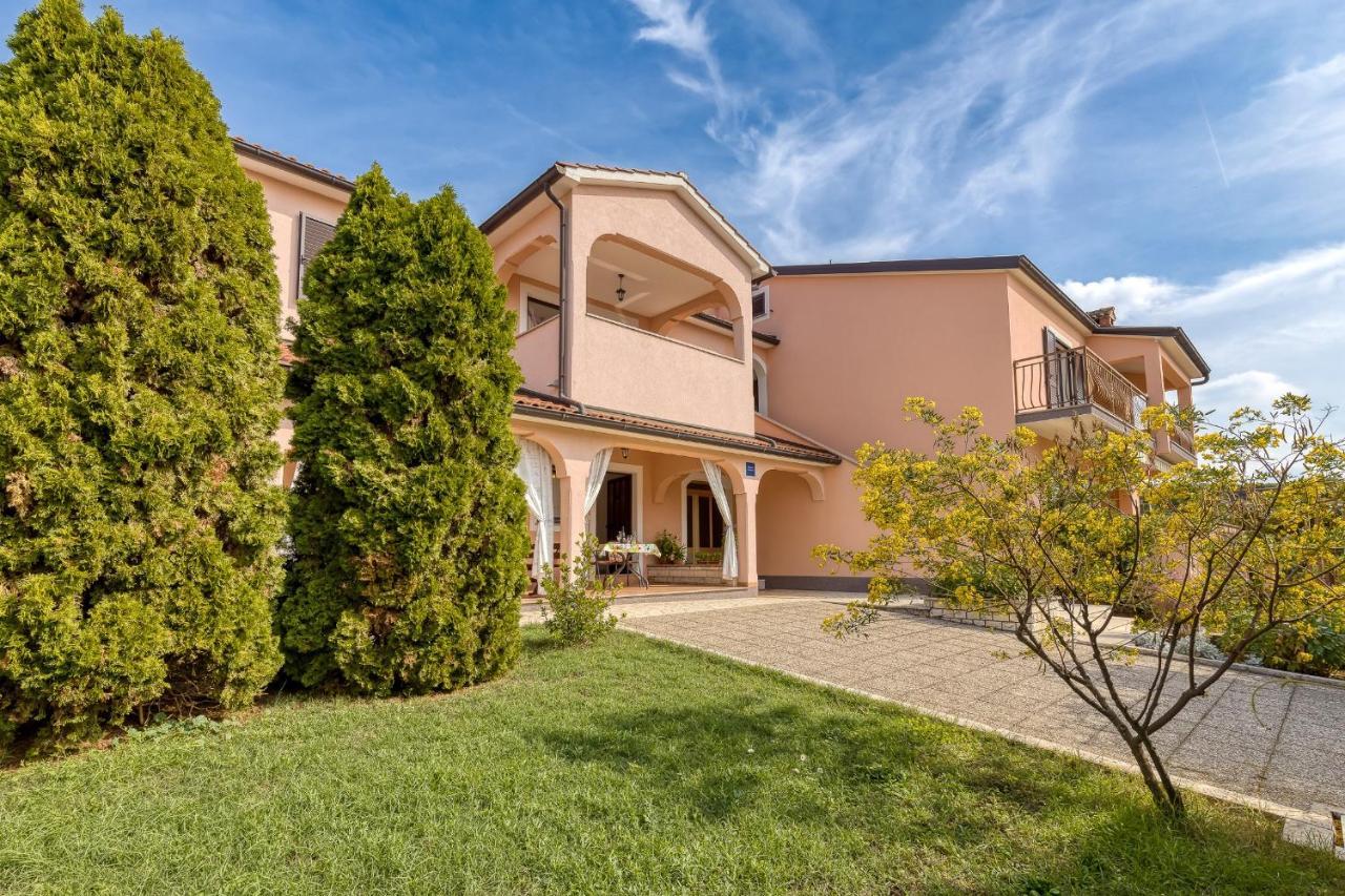 Apartment Complex Silva روفينج المظهر الخارجي الصورة