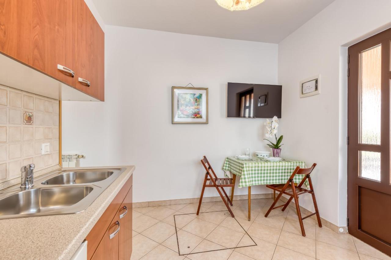 Apartment Complex Silva روفينج المظهر الخارجي الصورة