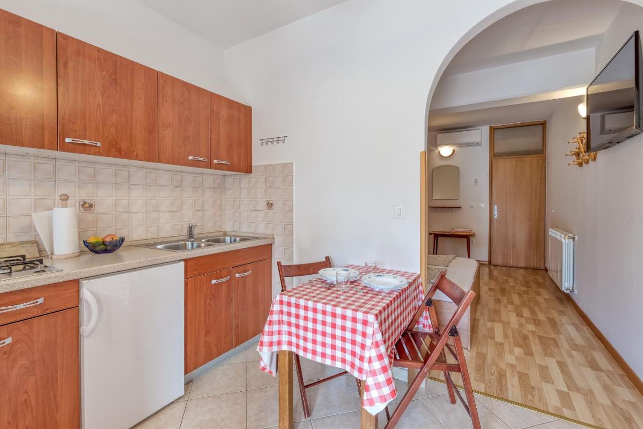 Apartment Complex Silva روفينج المظهر الخارجي الصورة